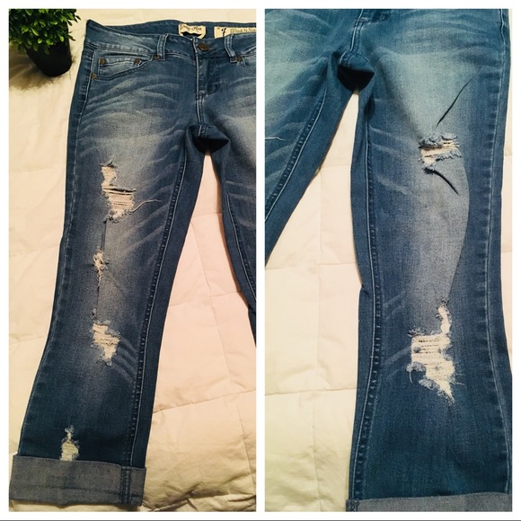 Indigo Rein distressed jean capris size 7 - Picture 8 of 8
